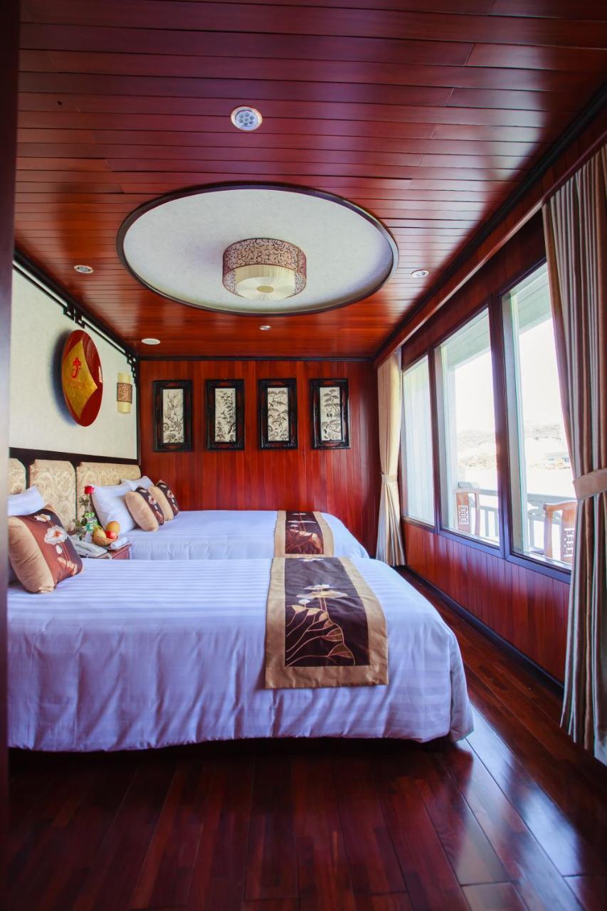Viola Cruise Halong Bay Hotel Ha Long Exterior photo
